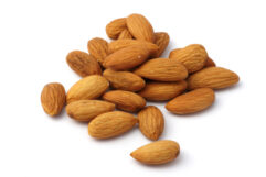 Amandes entières séchées non traitées de Grèce continentale